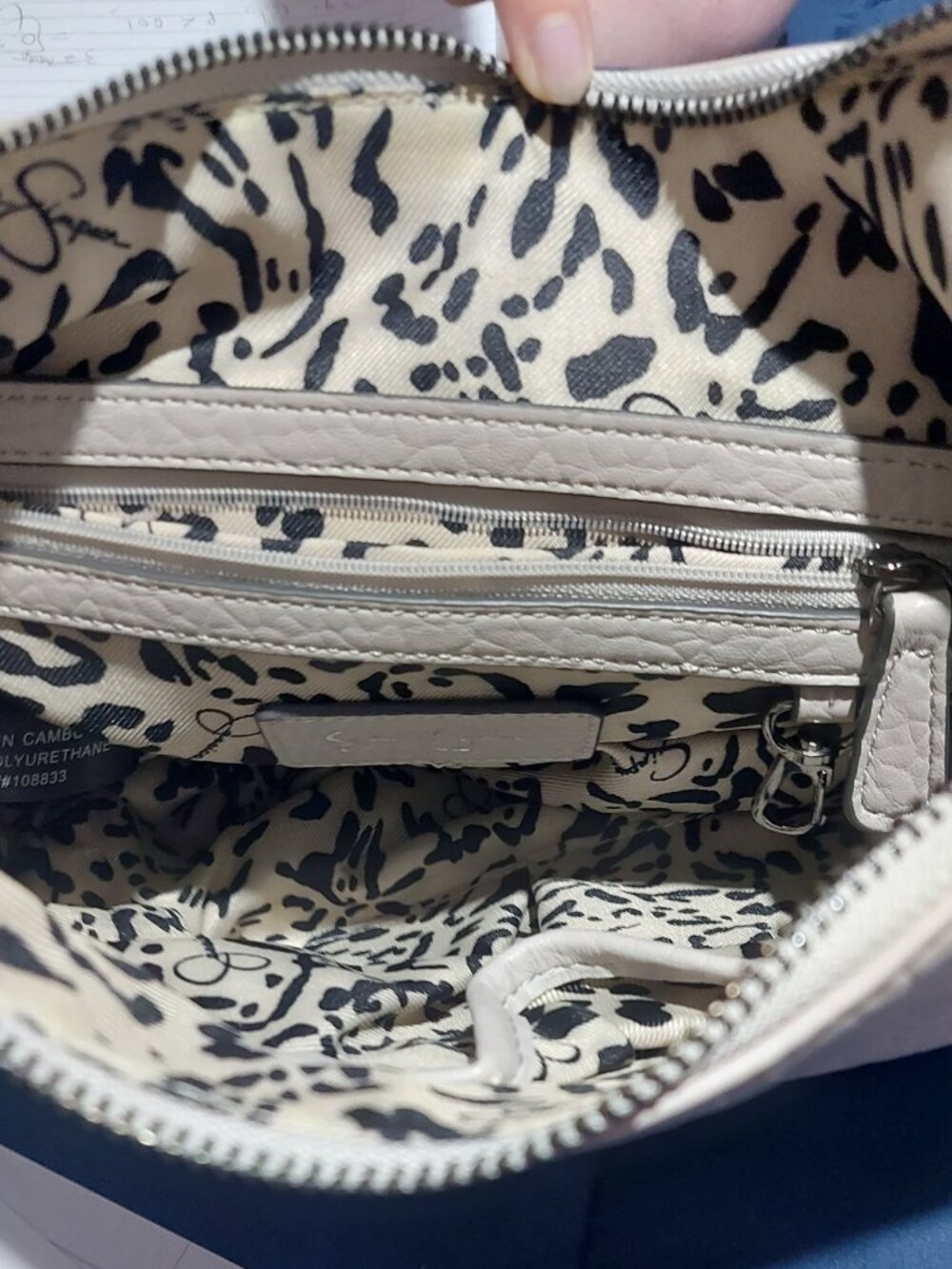 JESSICA SIMPSON HANDBAG - Picture 4 of 4